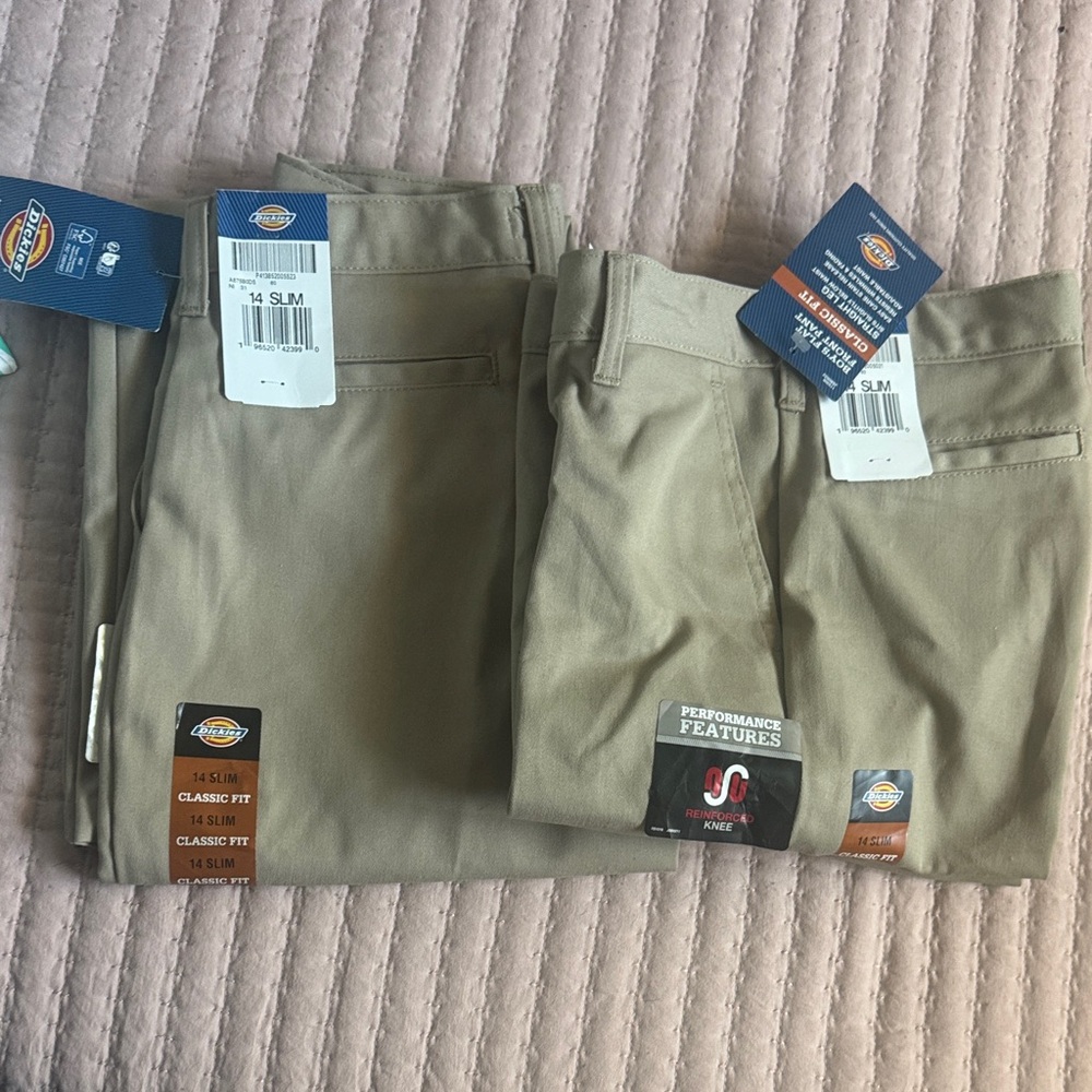 Dickies Men's Classic Fit Tan Chinos